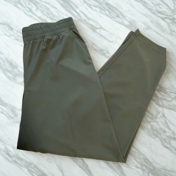 Gap Fit Runaround Pant - Picture 1 of 5